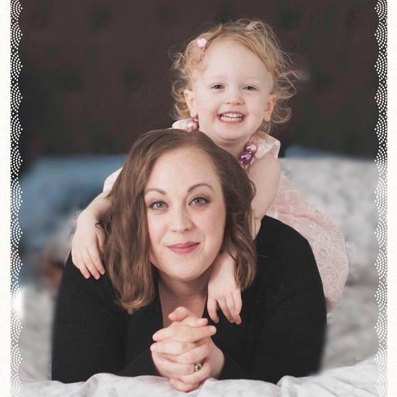 Meet your Posher, Andrea - Picture 1 of 1